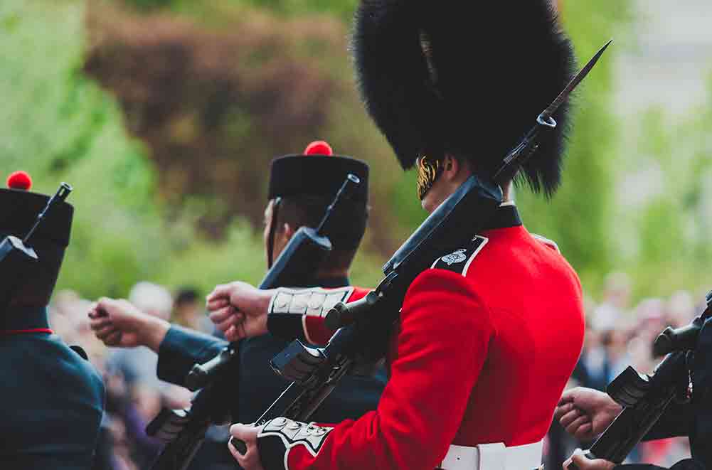 Relève de la garde au Palais de Buckingham